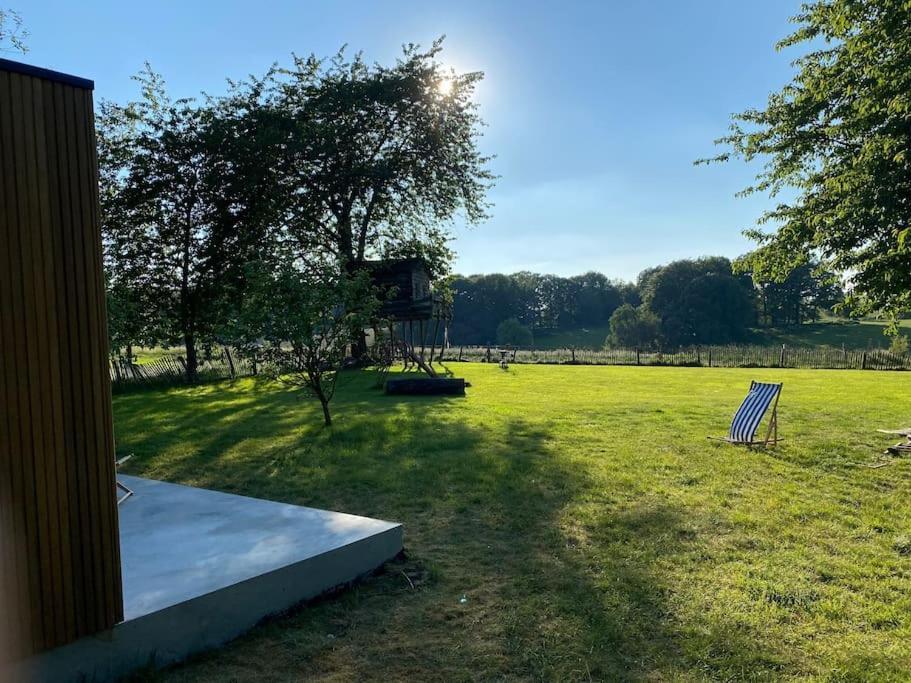 Gerestaureerde Hoeve Met Zicht Durbuy Exterior foto