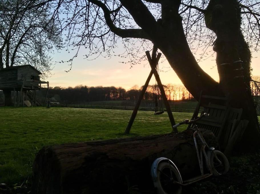 Gerestaureerde Hoeve Met Zicht Durbuy Exterior foto