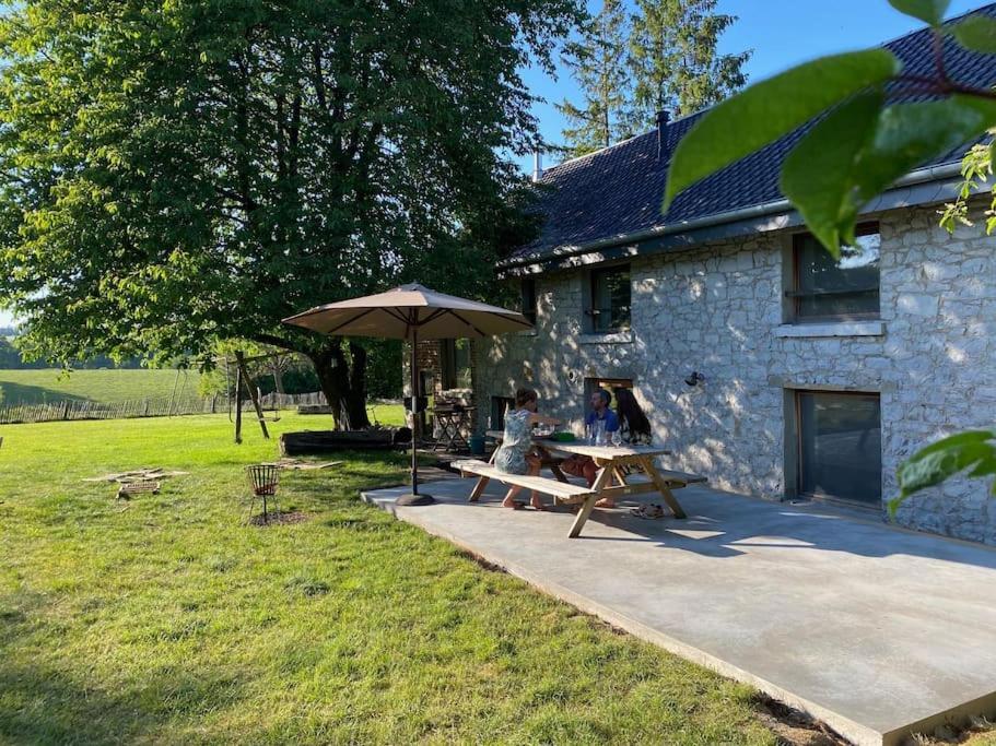 Gerestaureerde Hoeve Met Zicht Durbuy Exterior foto